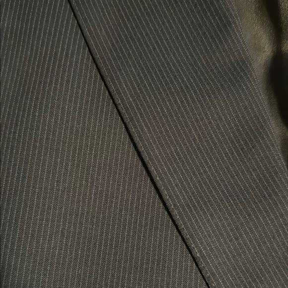 Hart Schaffner Marx Other - Hart Schaffner Marx Navy Striped Suit